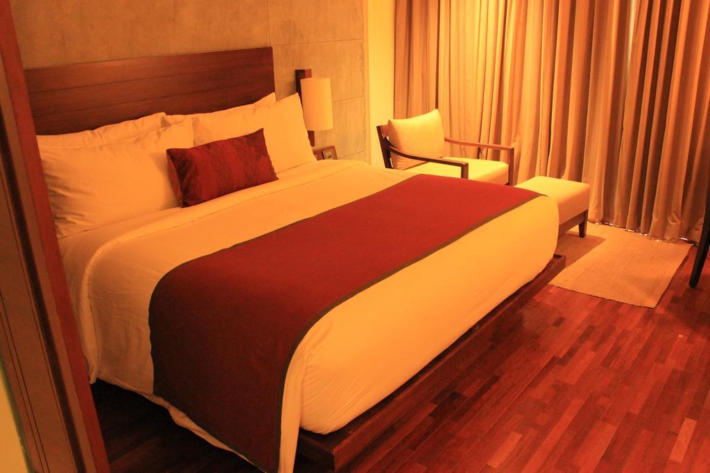 Holiday Inn & Suites Bengaluru Whitefield 外观 照片