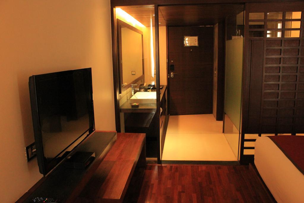 Holiday Inn & Suites Bengaluru Whitefield 外观 照片