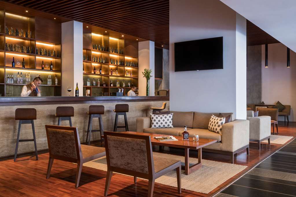 Holiday Inn & Suites Bengaluru Whitefield 内观 照片